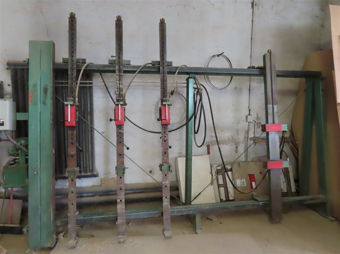 1 Rahmenpresse